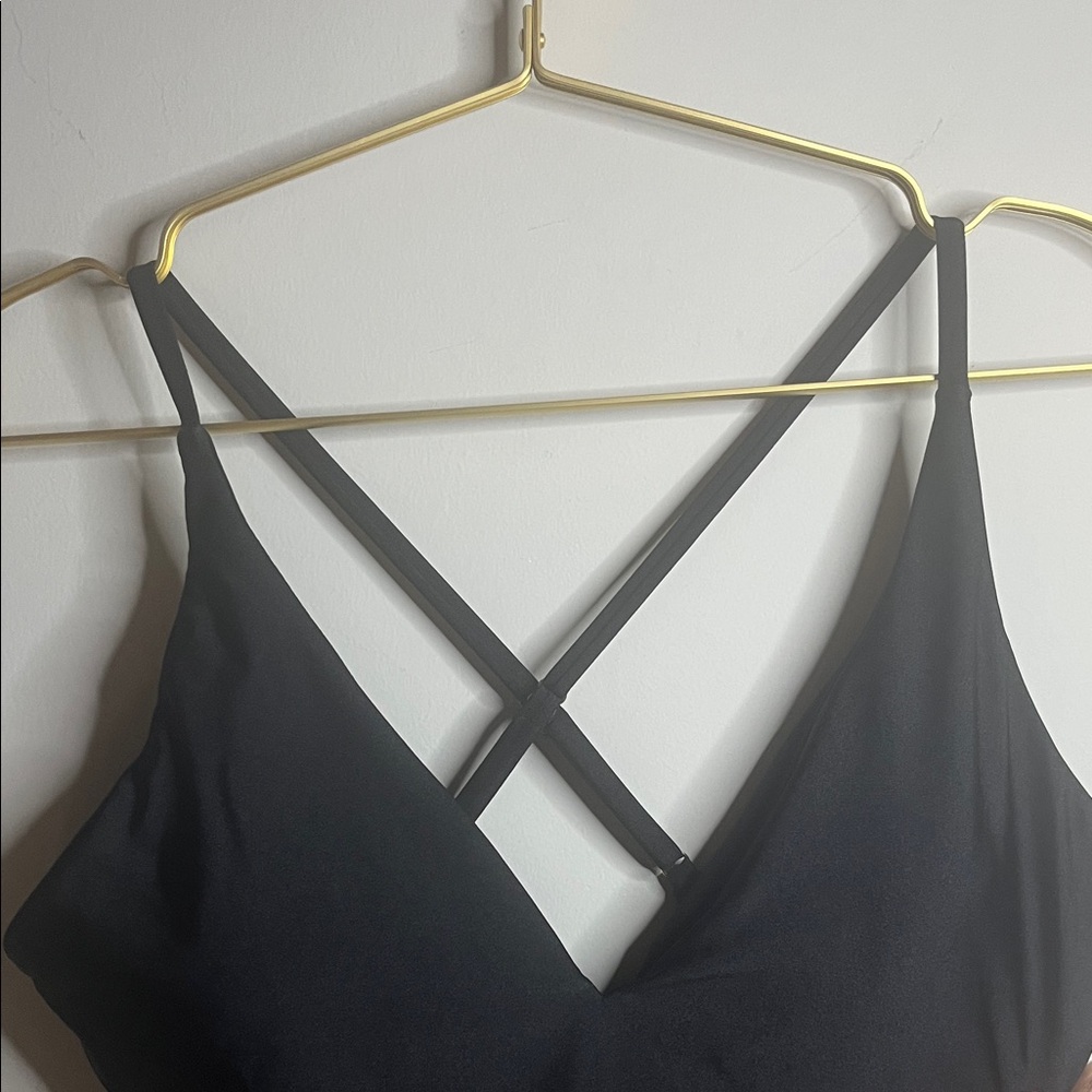 Shade & Shore Black Cross-Back One Piece Swimsuit with Padding and Liner - NWT L - Picture 3 of 8